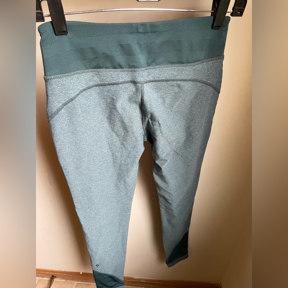 Black Diamond Teal Leggings